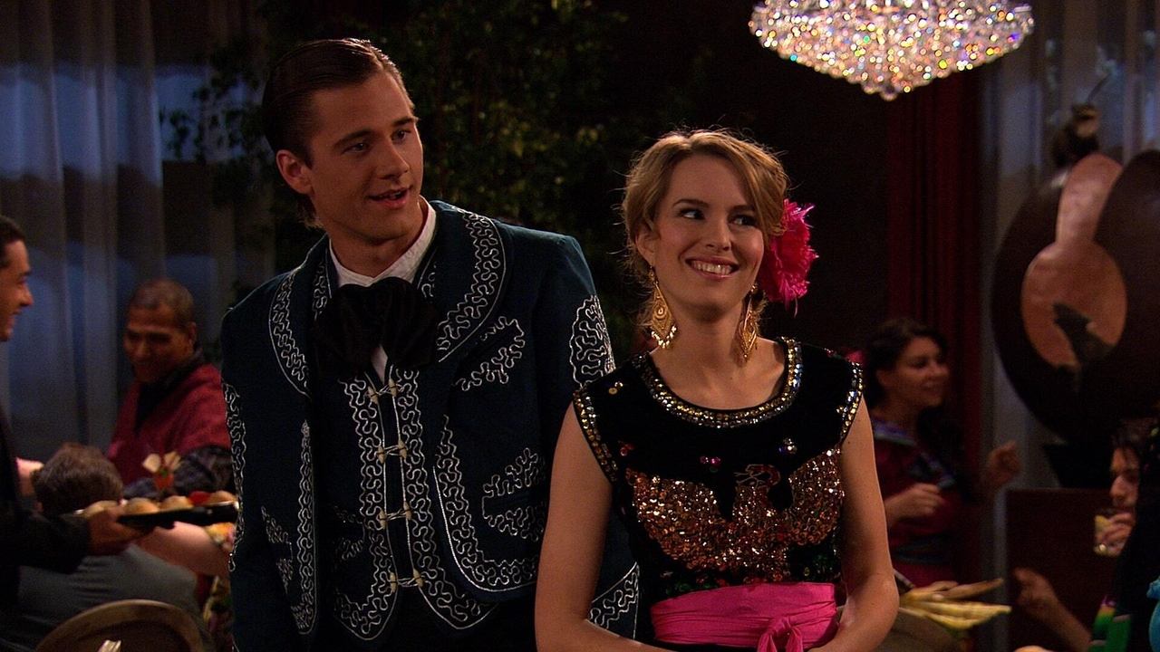 Good Luck Charlie - Season 4 Episode 12 : Bug Prom