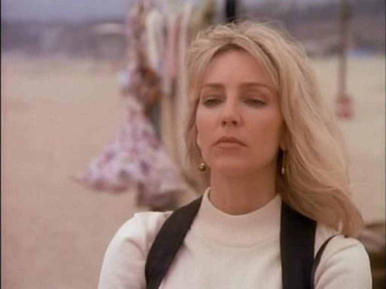 Melrose Place - Season 2 Episode 28 : The Bitch Is Back