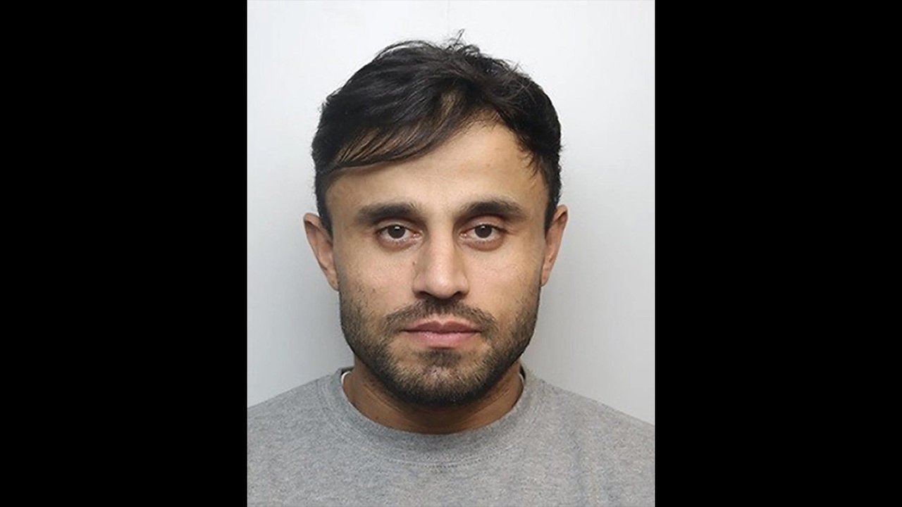 Crimewatch Live - Season 19 Episode 15 : The Sexual Predator