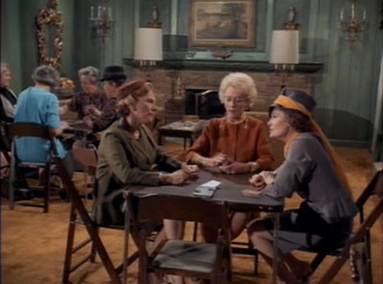 Ironside - Season 2 Episode 15 : Why the Tuesday Afternoon Bridge Club Met on Thursday