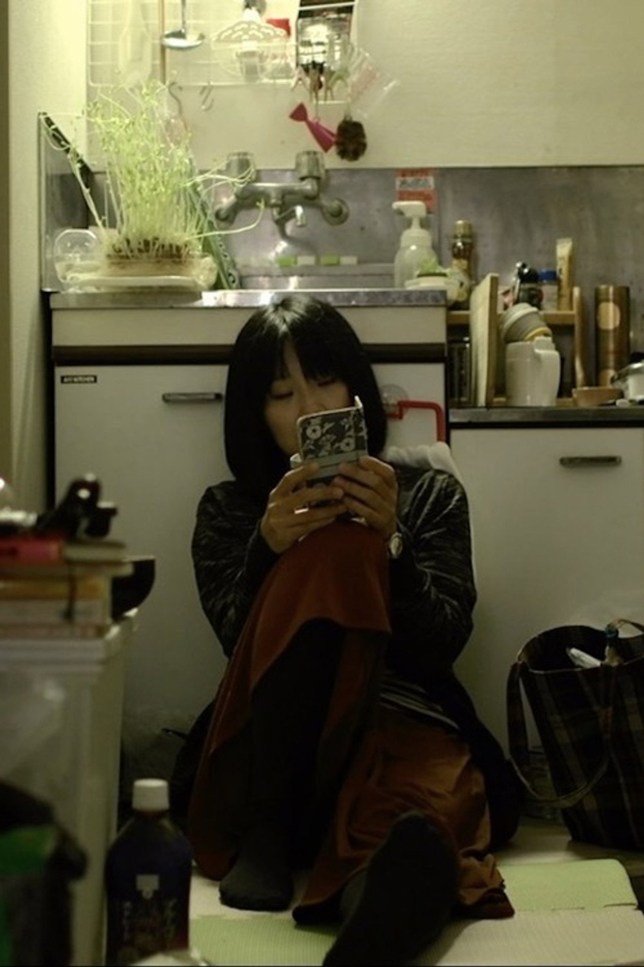 遠近を抱えた女 filmaffisch