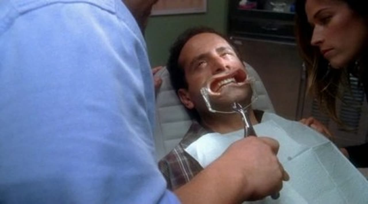 Monk - Season 4 Episode 15 : Mr. Monk Goes to the Dentist