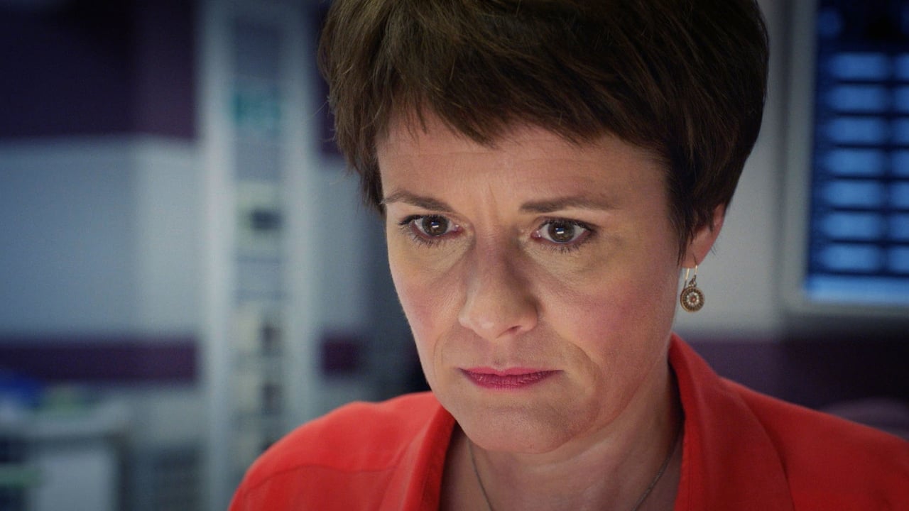 Holby City - Season 19 Episode 17 : Of Lions and Lambs