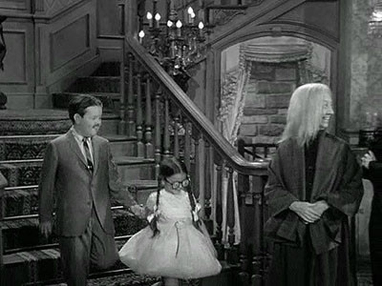 The Addams Family - Season 1 Episode 7 : Halloween with the Addams Family