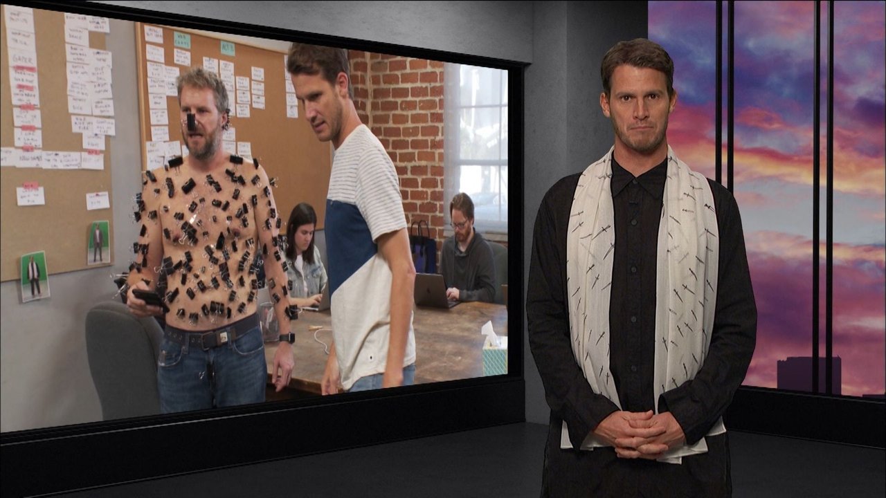 Tosh.0 - Season 10 Episode 19 : One Hole or Two?