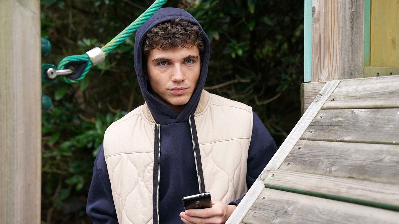 Hollyoaks - Season 31 Episode 145 : Mon 08 Dec 2025