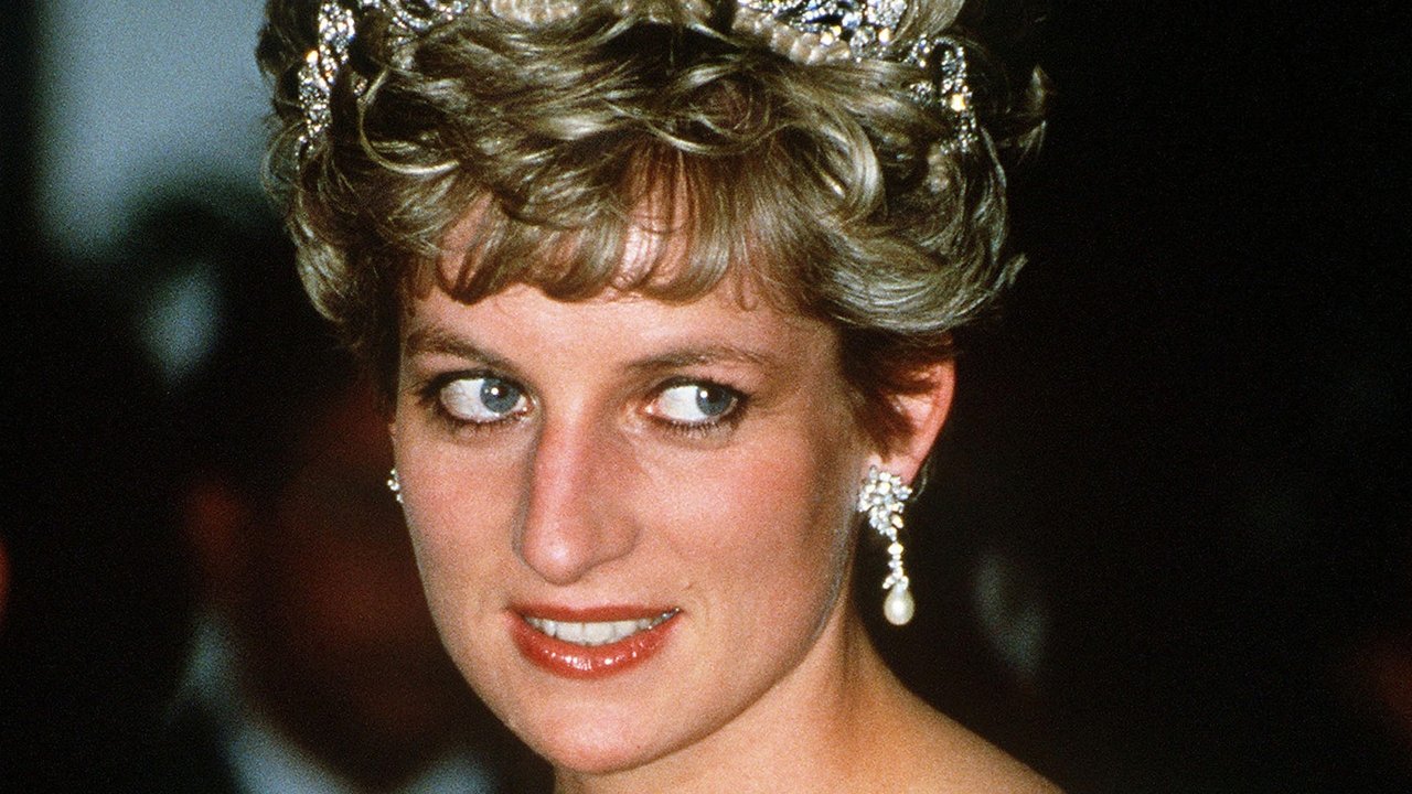 Scen från Princess Diana: Her Life - Her Death - The Truth