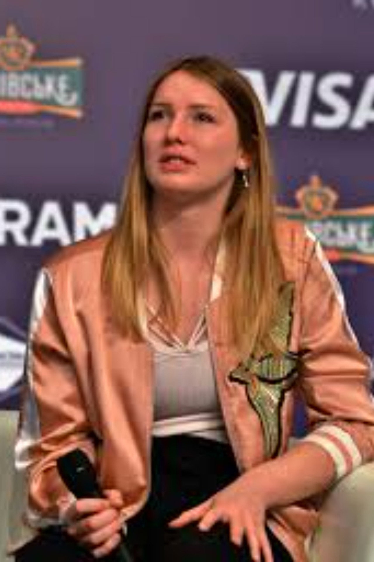 Ellie Delvaux