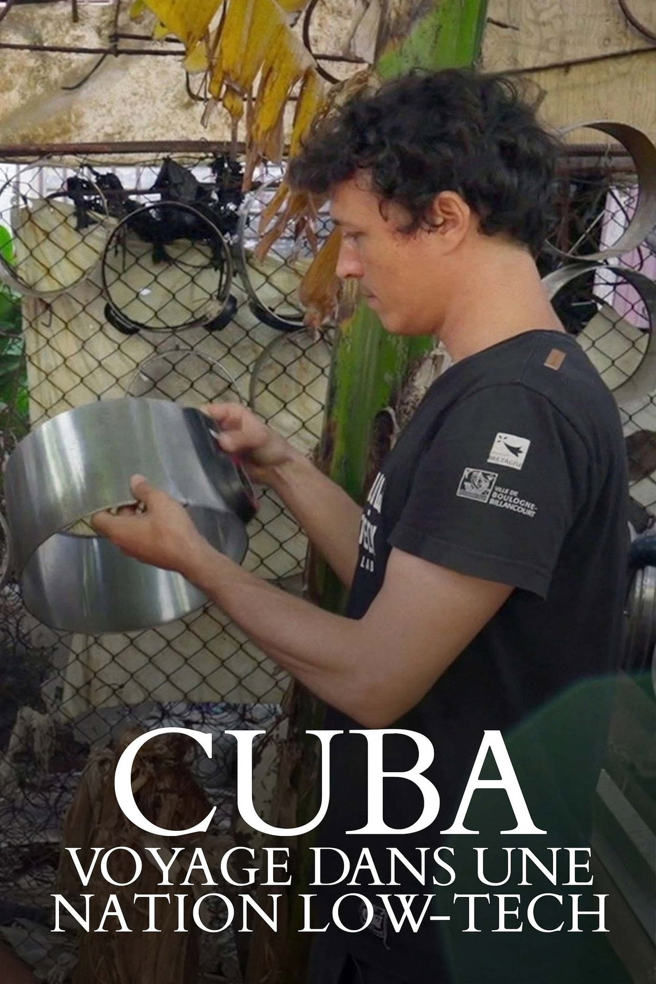 Cuba, voyage dans une nation low-tech filmaffisch
