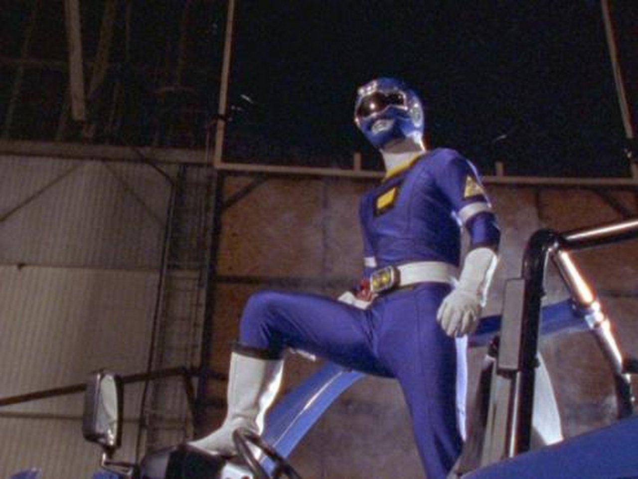 Power Rangers - Season 6 Episode 18 : True Blue to the Rescue