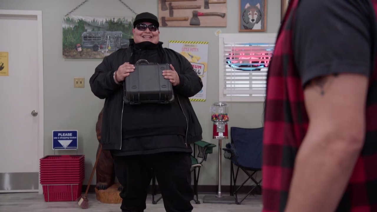 Acting Good - Season 3 Episode 9 : Paul In Paul Out