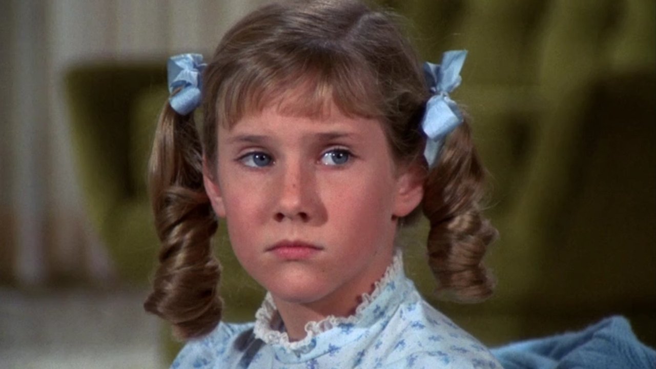Mannix - Season 3 Episode 21 : Fly, Little One