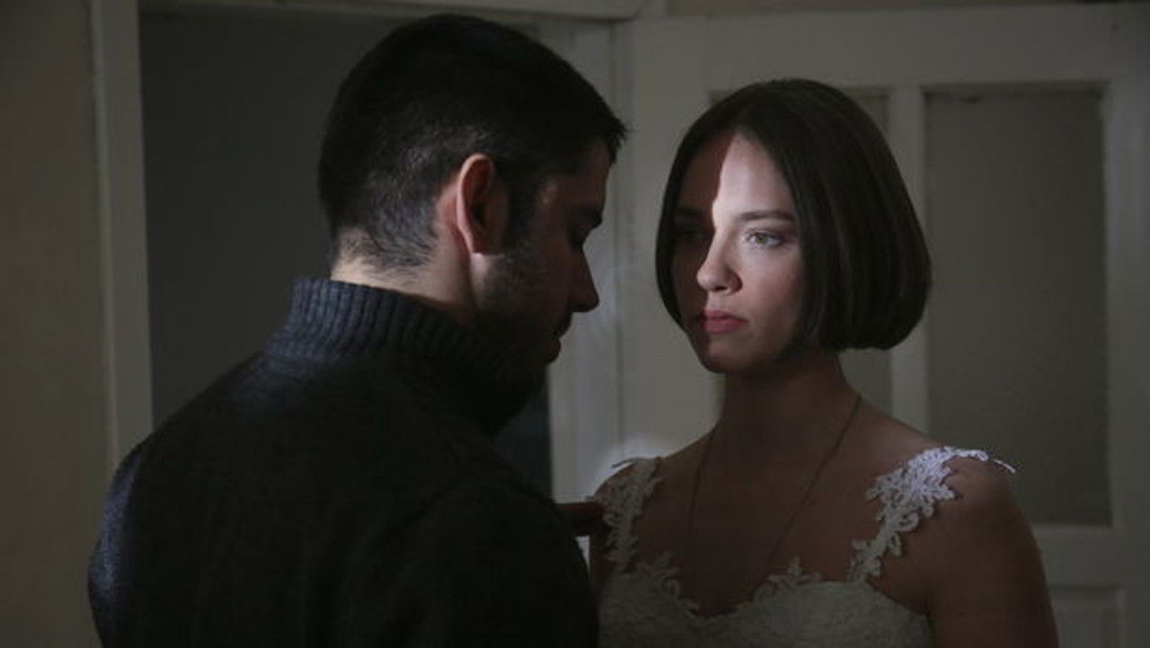 Yuvamdaki Düşman — Épisode 6