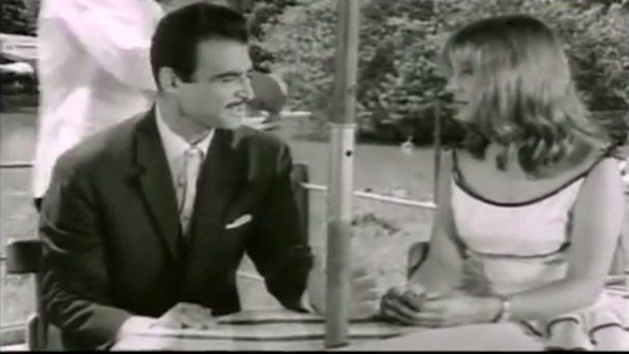 دعني والدموع