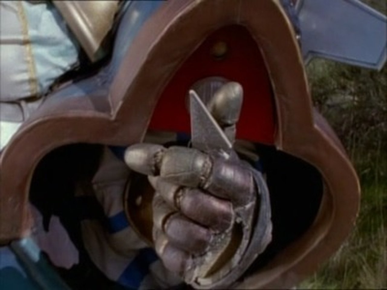 Power Rangers - Season 4 Episode 21 : Brother, Can You Spare an Arrowhead?