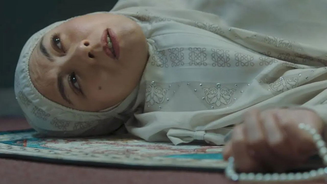 Tuhan, Benarkah Kau Mendengarku? backdrop