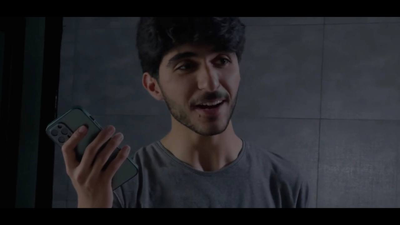 A strange encounter still 4