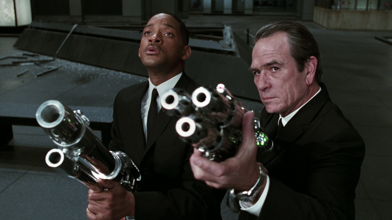 Men in Black II background 37