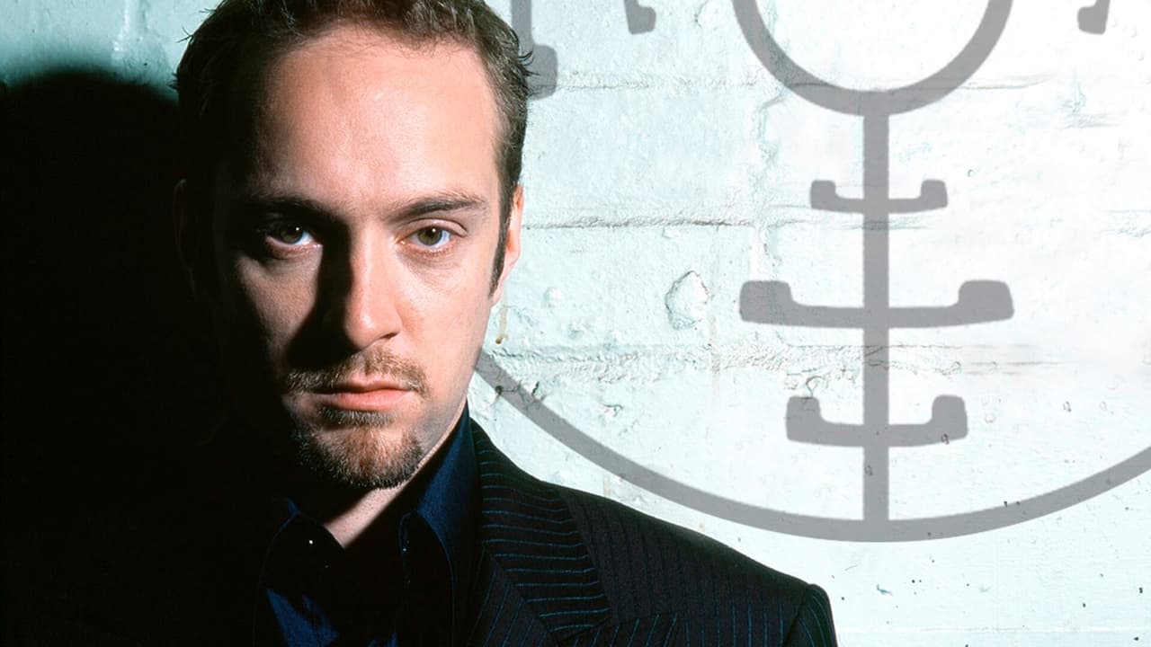 Scen från Derren Brown Plays Russian Roulette Live