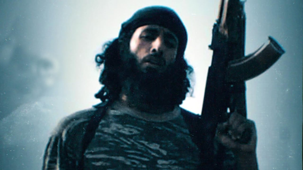 Scen från The Hunt for Jihadi John