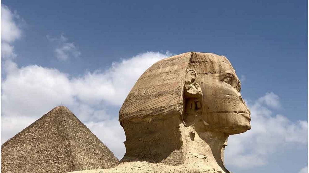 The Mystery of the Sphinx background