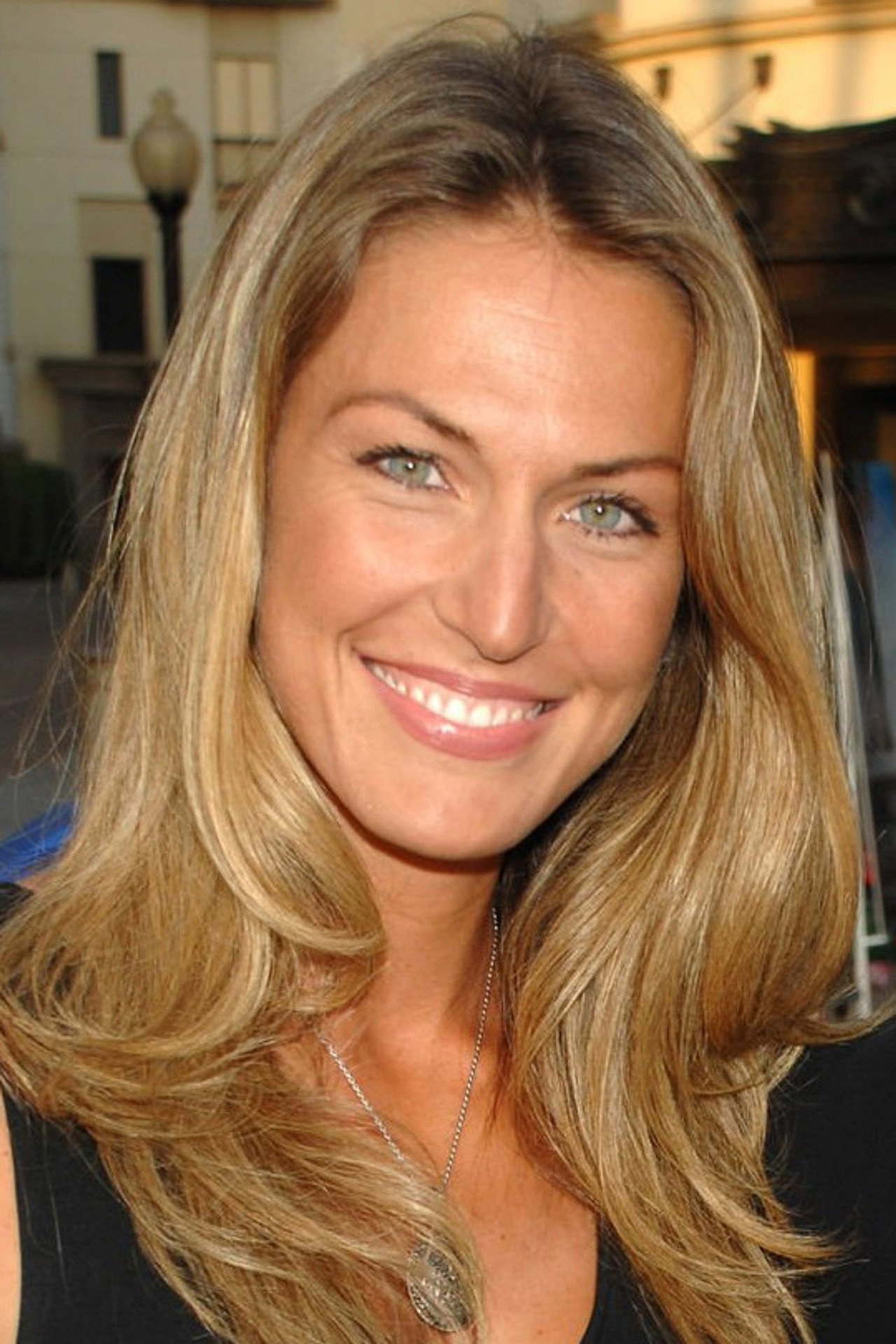 Julie Austin