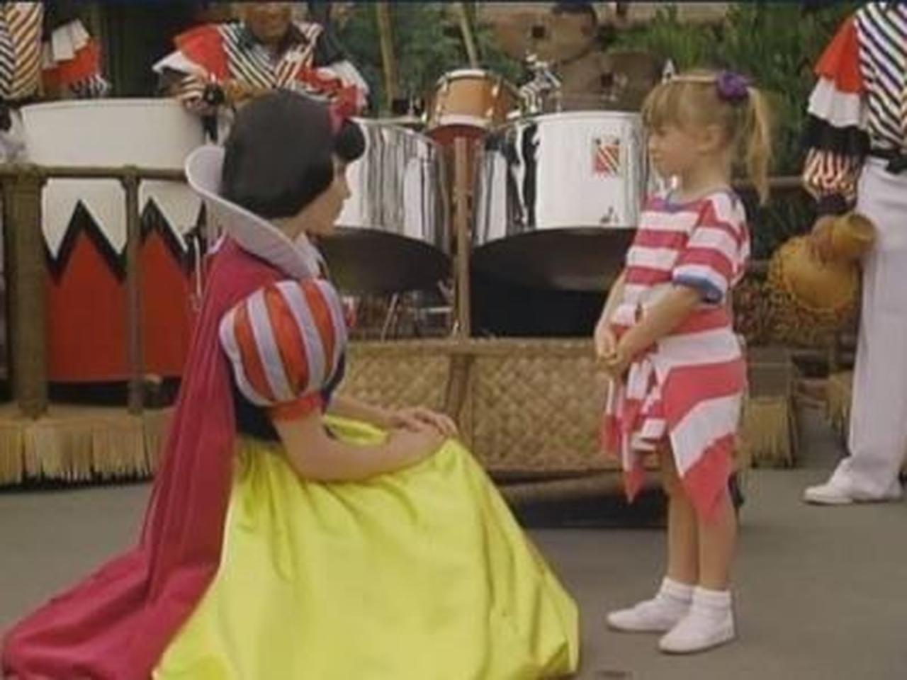 Full House - Season 6 Episode 24 : The House Meets the Mouse (2)