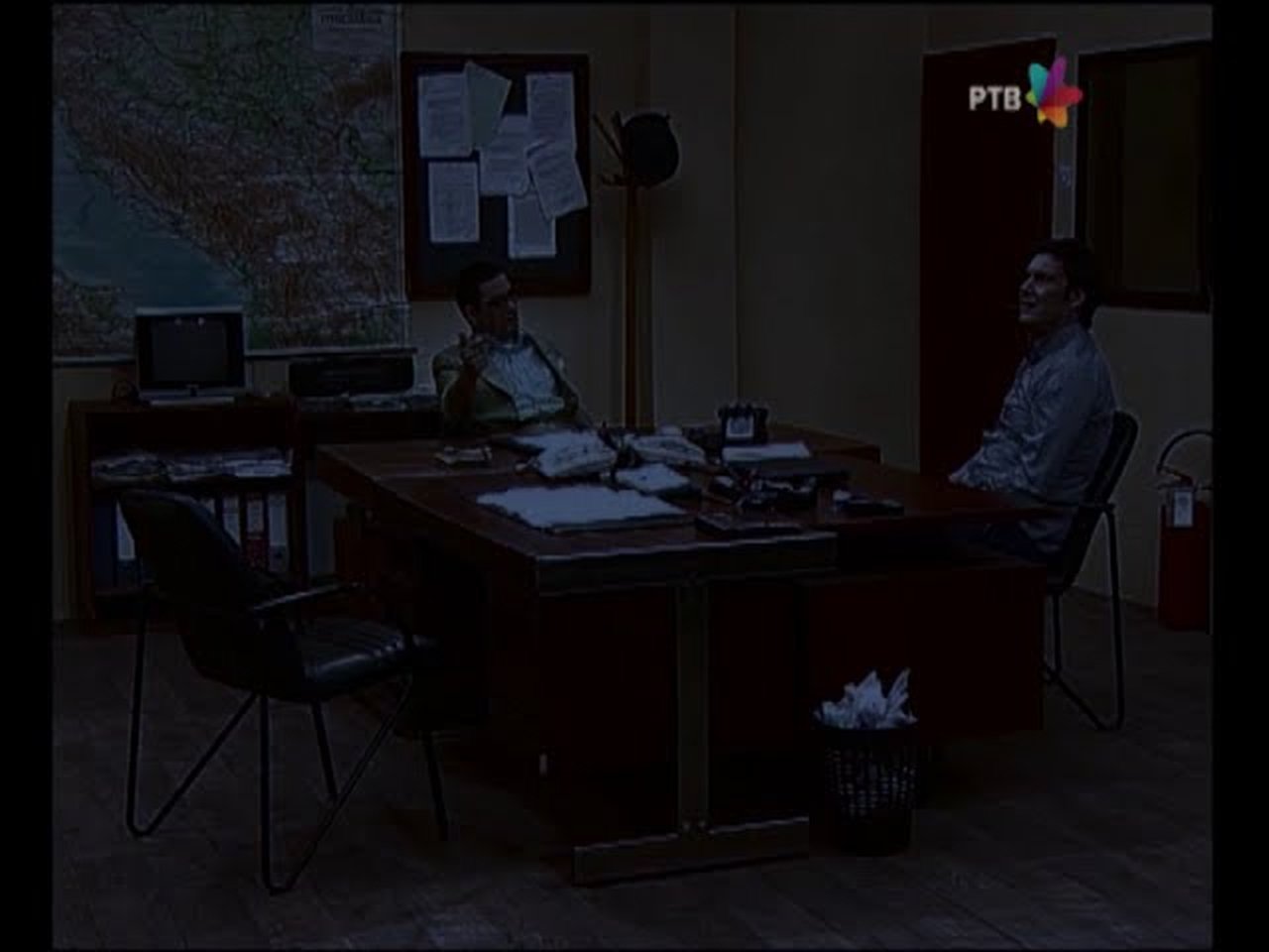 Government Job - Season 4 Episode 112 : 703 Atomska bomba
