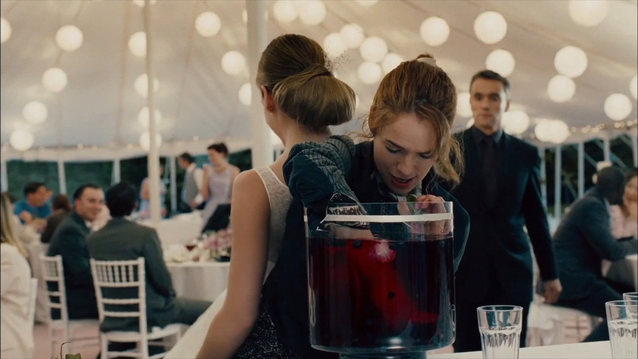 Imagine Me & You background 114