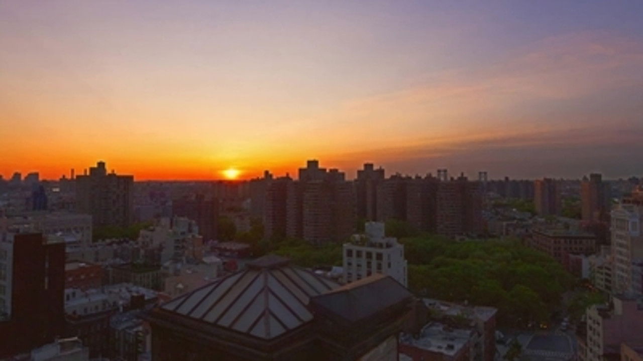 Difficult People — Épisode 7