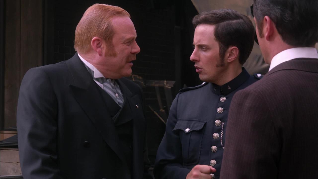 Murdoch Mysteries - Season 6 Episode 1 : Murdoch Air