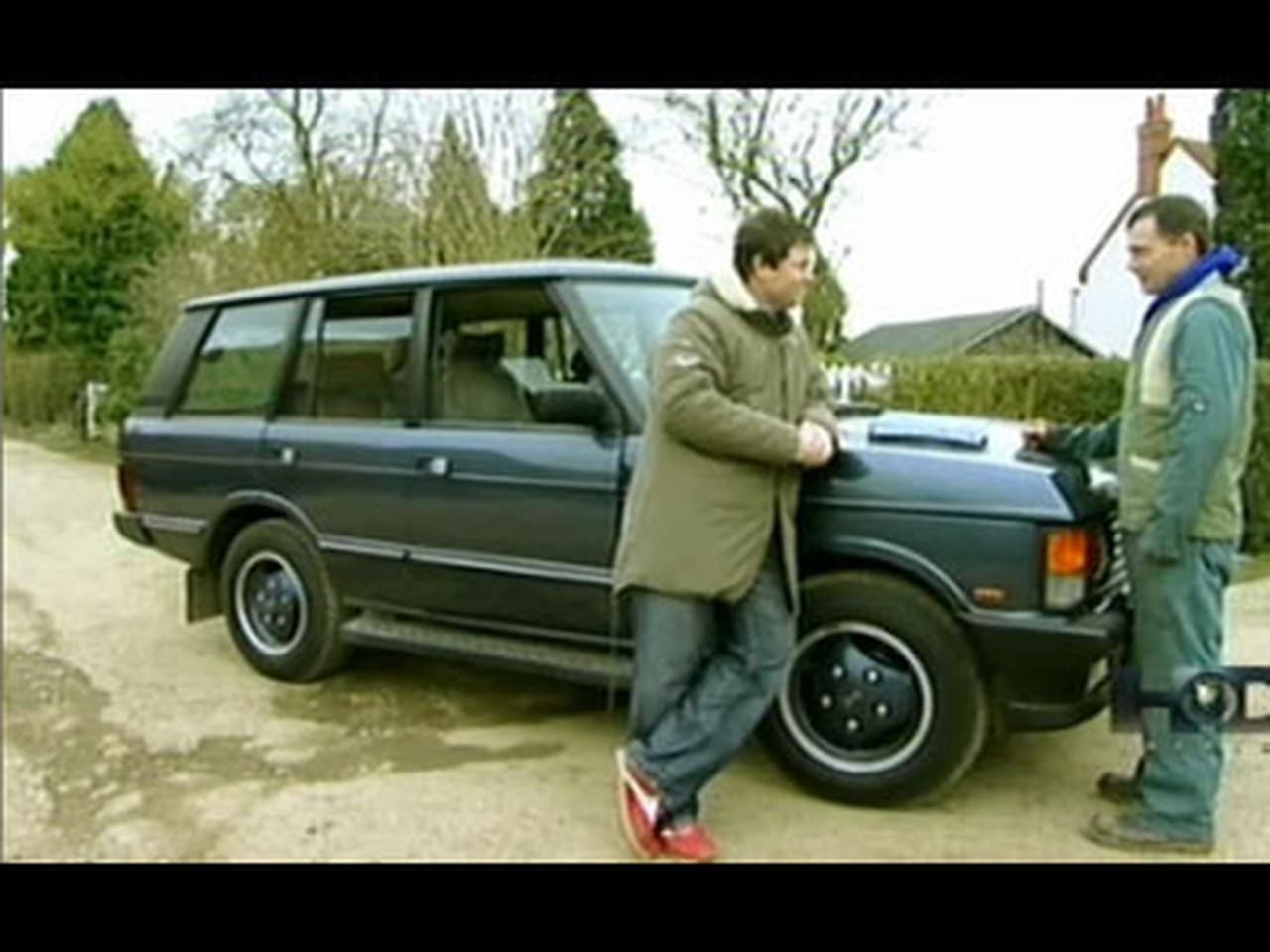 Wheeler Dealers - Season 3 Episode 7 : First Gen Land Rover Range Rover (Part 1)