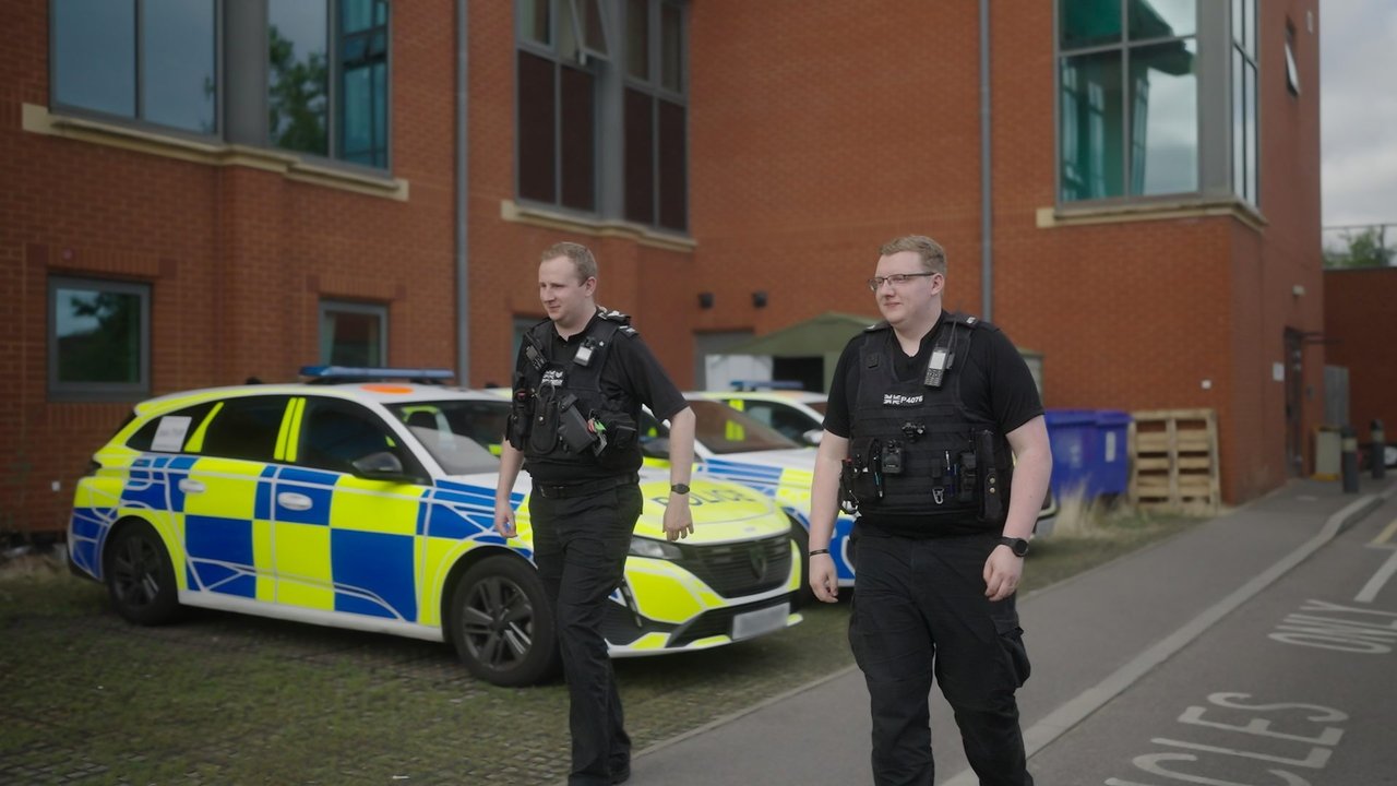 Crimewatch Live - Season 20 Episode 12 : Running towards Danger
