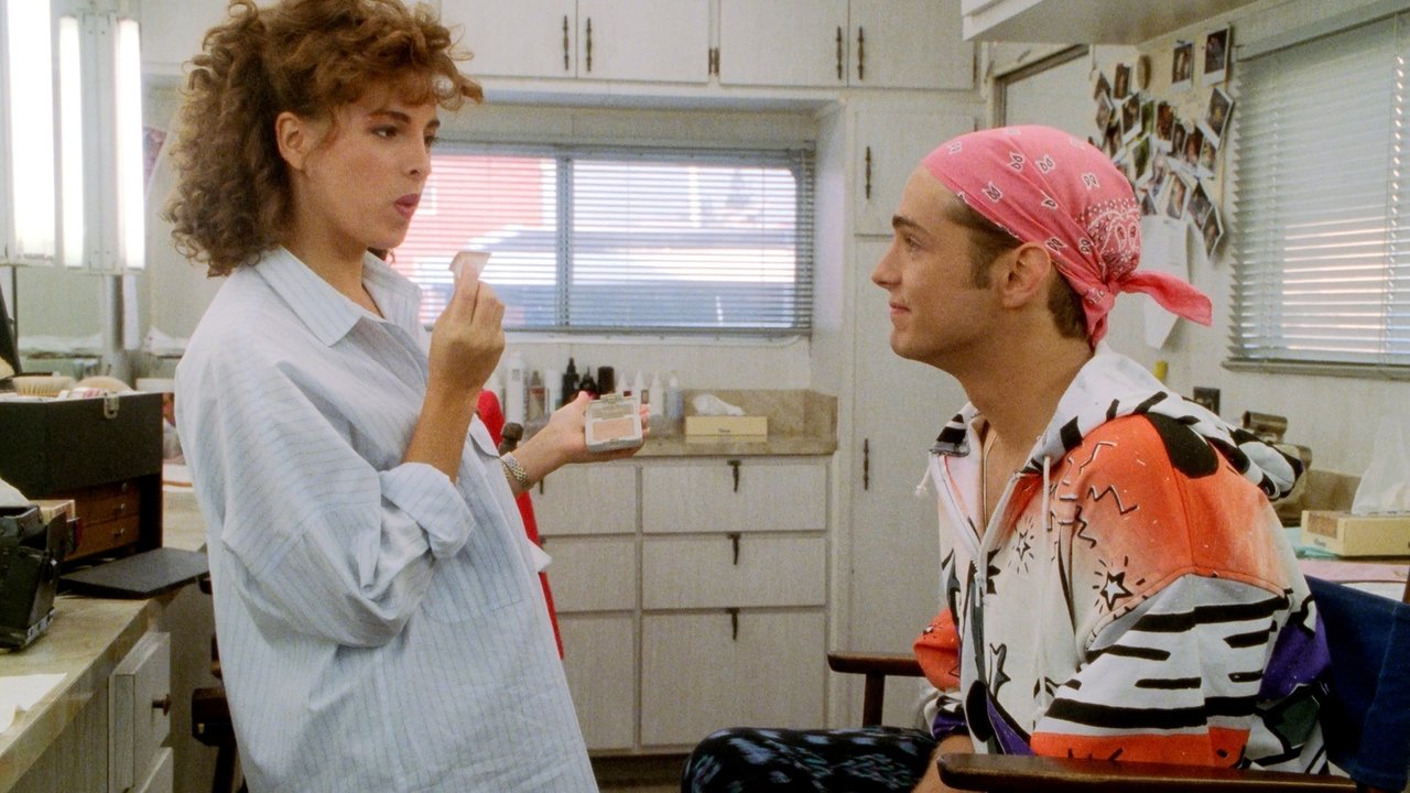 Beverly Hills, 90210 - Season 1 Episode 16 : Fame Is Where You Find It
