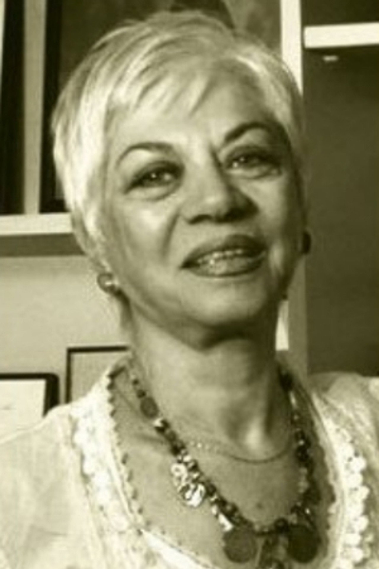 Esin Afşar