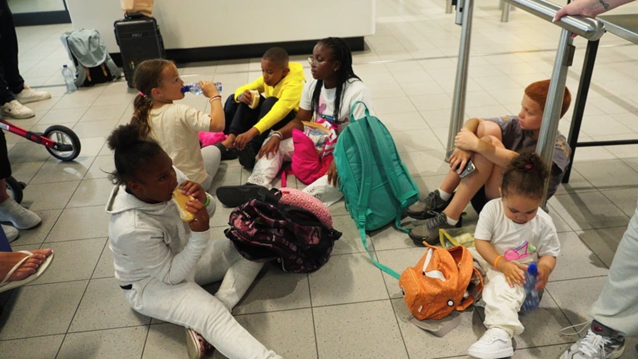 Grote Gezinnen, Grote Vakanties - Season 1 Episode 4 : Episode 4