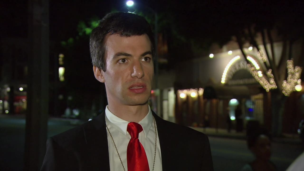 Nathan For You - Season 1 Episode 7 : The Claw of Shame