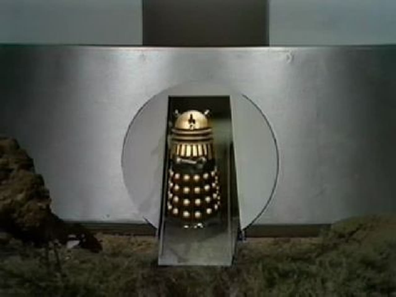 Doctor Who - Season 10 Episode 20 : Planet of the Daleks (6)