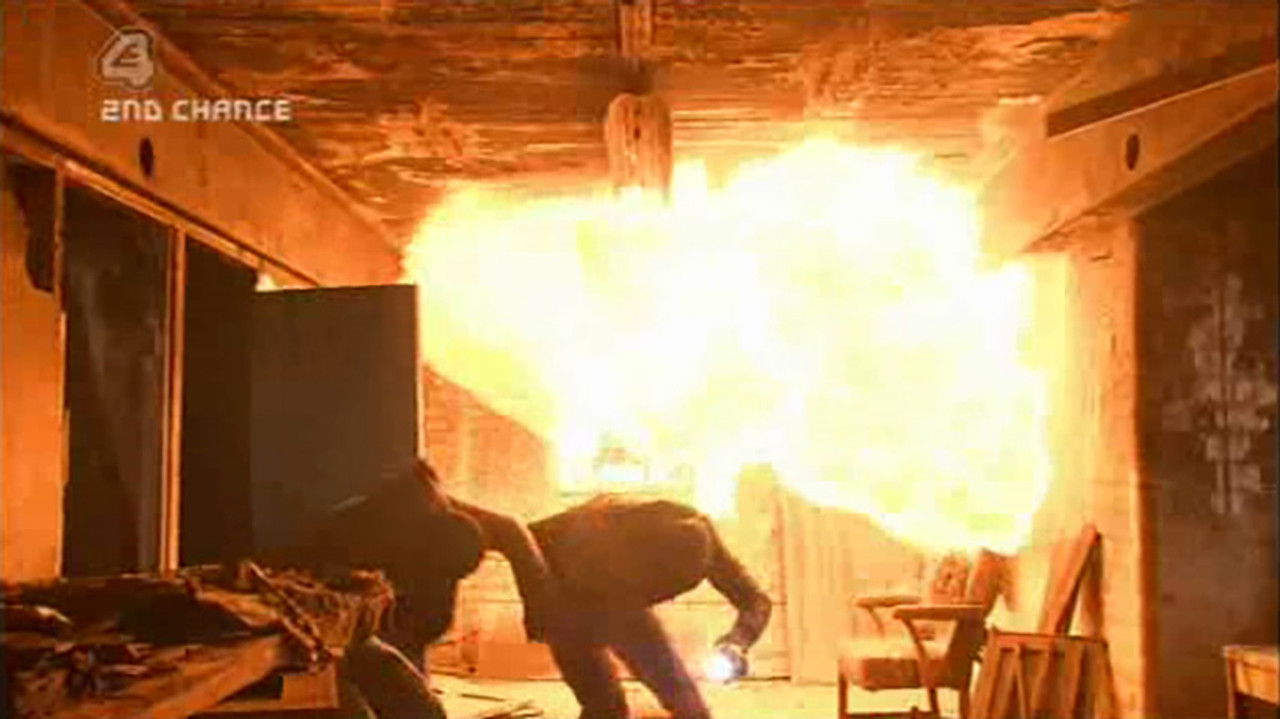 Hollyoaks: In the City — Épisode 9