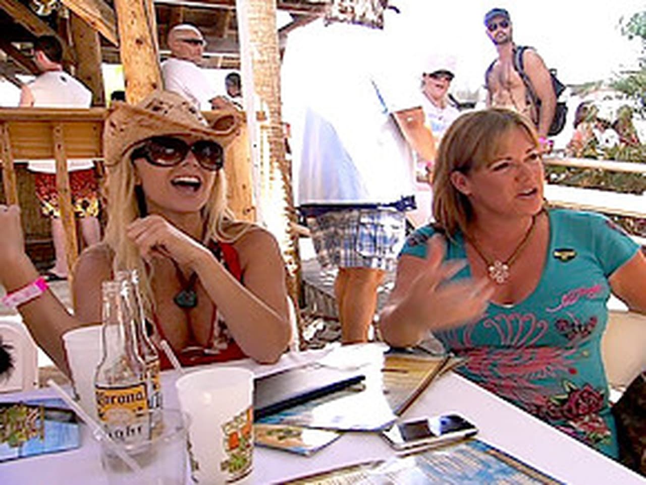 The Real Housewives of Orange County - Season 4 Episode 5 : 120 In The Shade