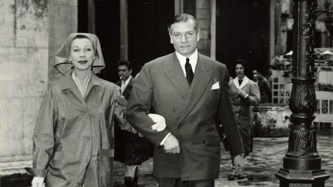 Private Lives still 9