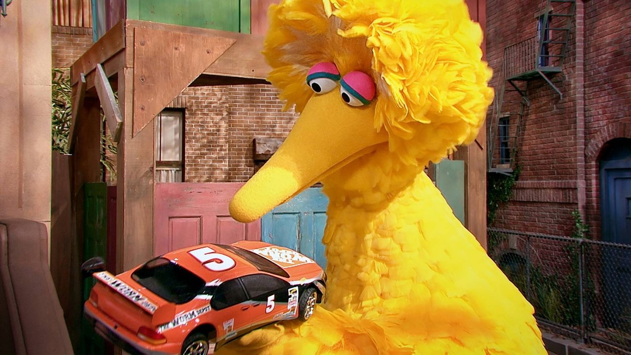 Sesame Street - Season 49 Episode 34 : Slimey at the Car Race