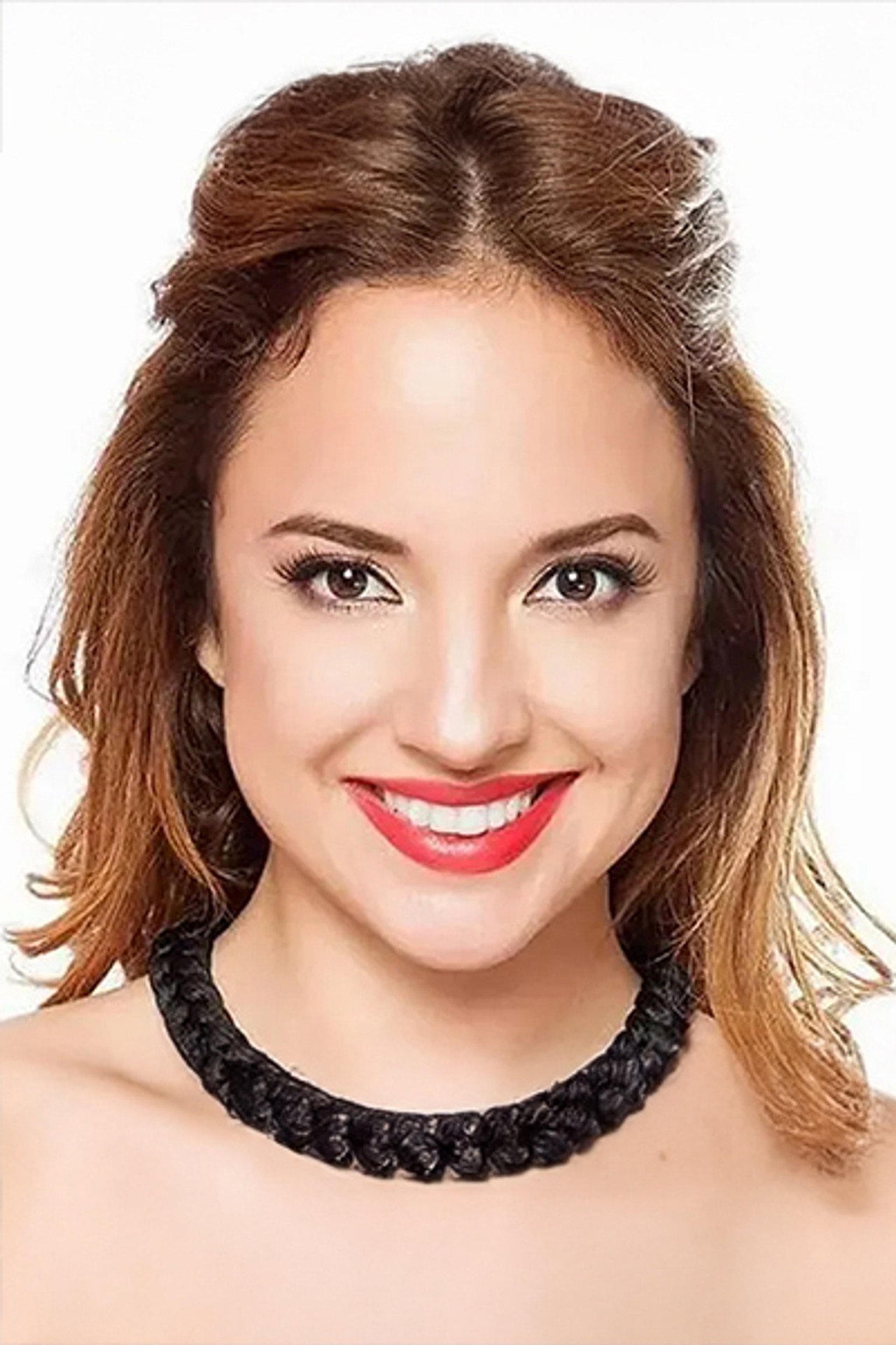 Ayşe Özyılmazel