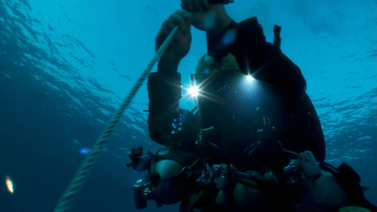 Backdrop for 330 mètres sous les mers