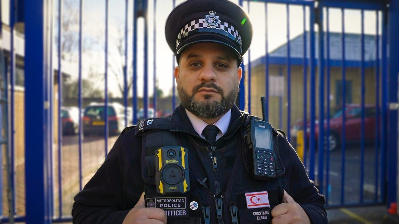 Crimewatch Live - Season 17 Episode 3 : Episode 3