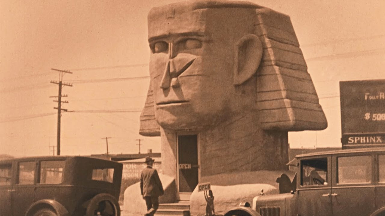 Hollywood the Unusual