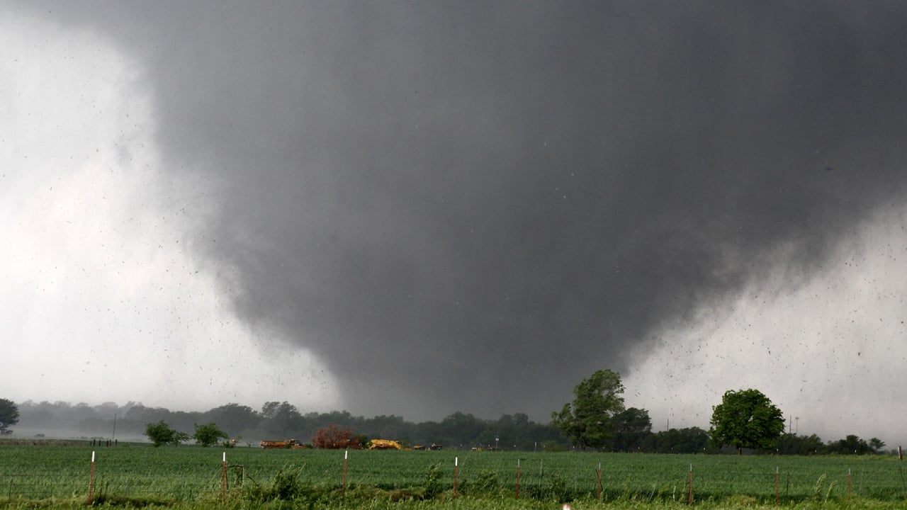 NOVA - Season 40 Episode 20 : Oklahoma's Deadliest Tornadoes
