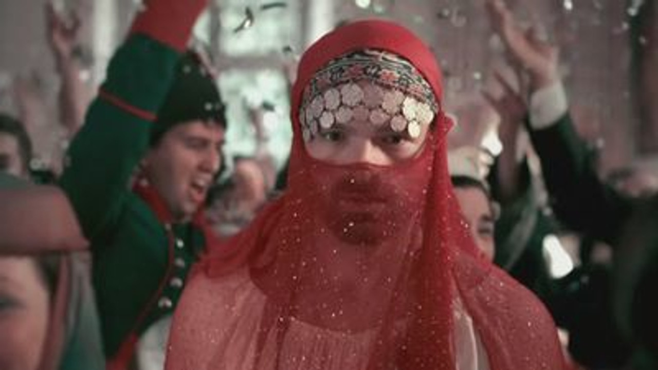 Lazy Company — Suspension