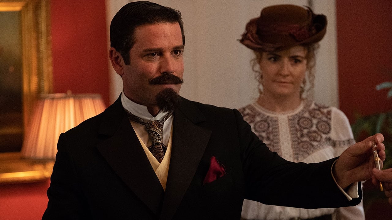 Murdoch Mysteries - Season 12 Episode 5 : The Spy Who Loved Murdoch