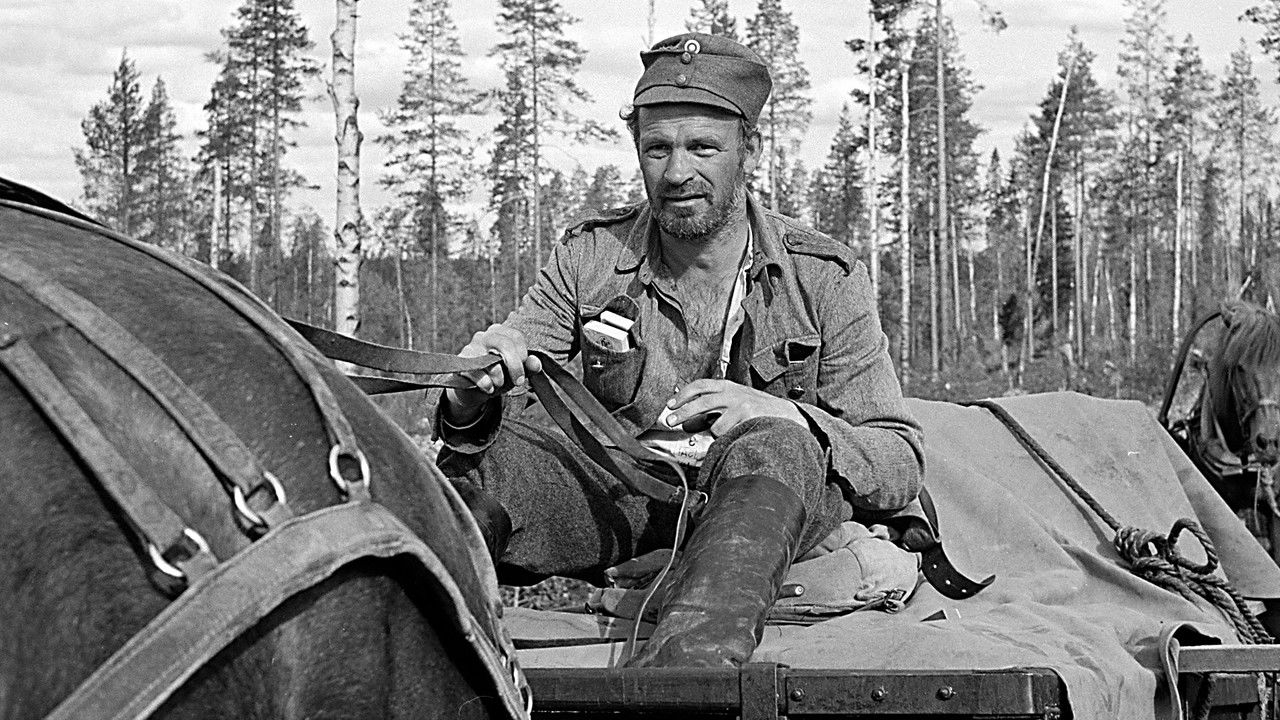 Yhdeksän miehen saappaat — Épisode 9